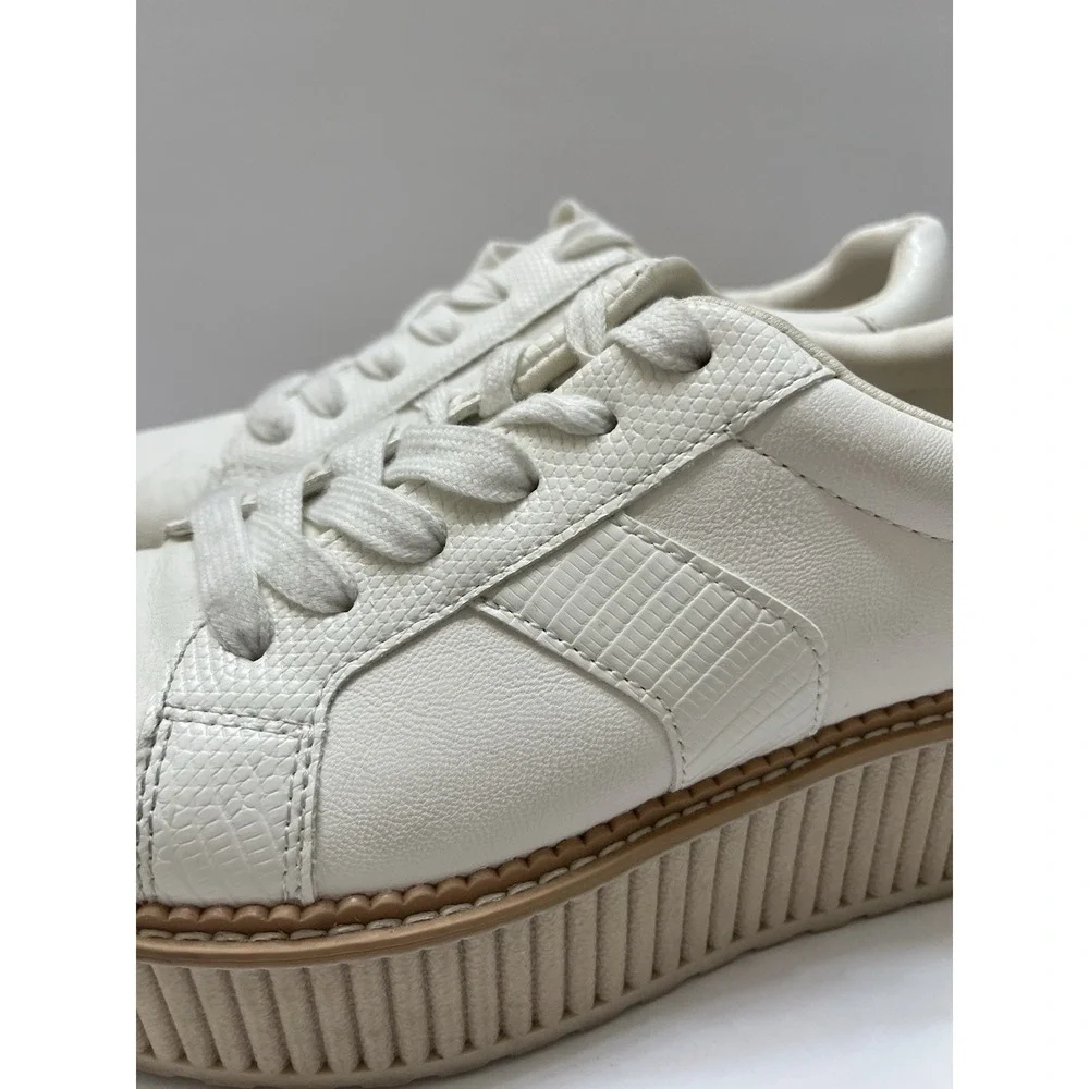 DV Dolce Vita Women's Brin Bubble Platform Sneakers Cream/Ivory Lace Up Size 8.5